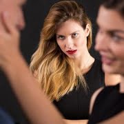 030312200_1493908191-037020000_1492076403-010896100_1492075068-Perselingkuhan1